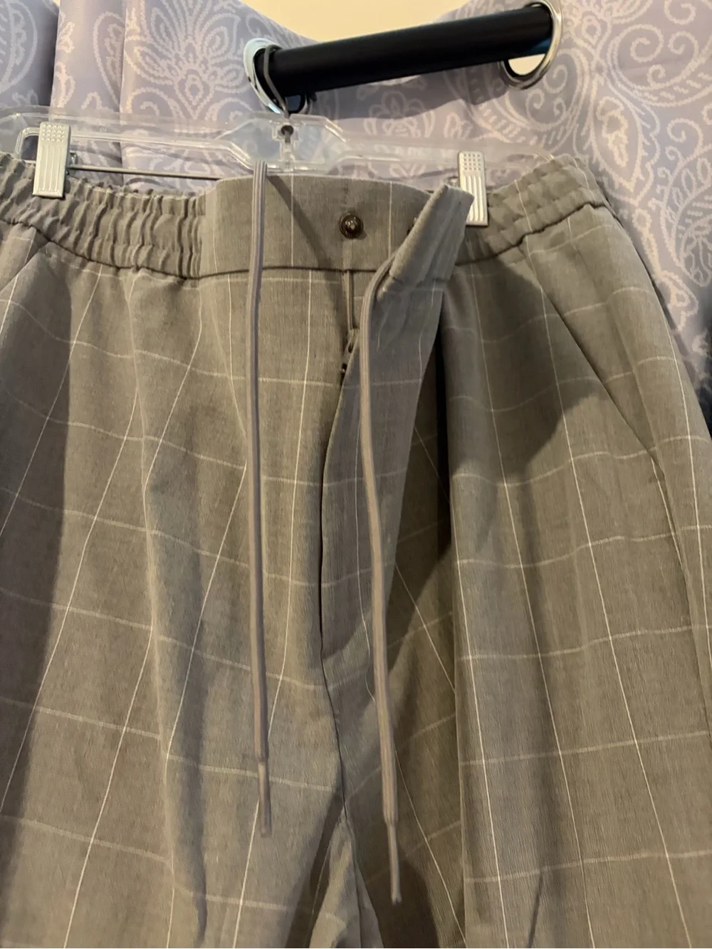Two-Piece Plaid Jacket and Jogger Suit Set - Grey